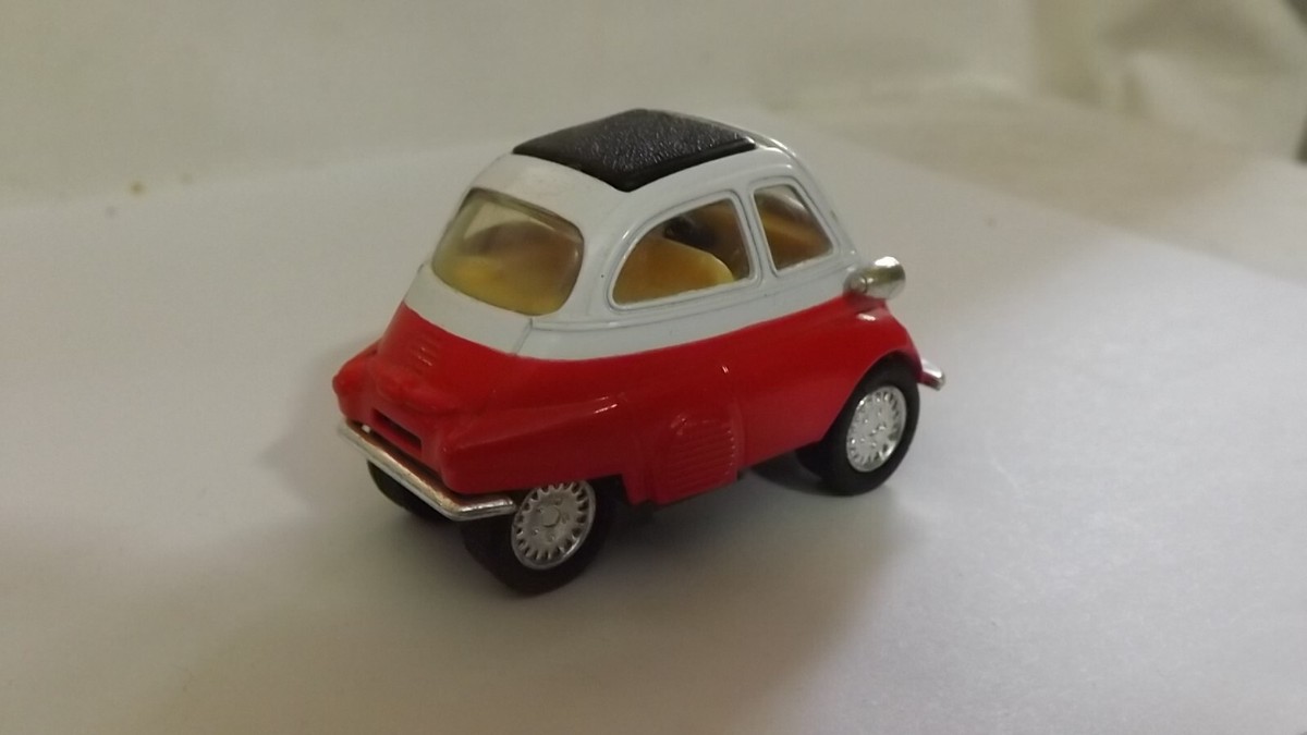 Kintoy Red & White Diecast BMW Isetta | eBay