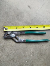 Vintage Diamond Diamalloy 6" Grove Joint Pliers HL161 Made in USA Green Grips