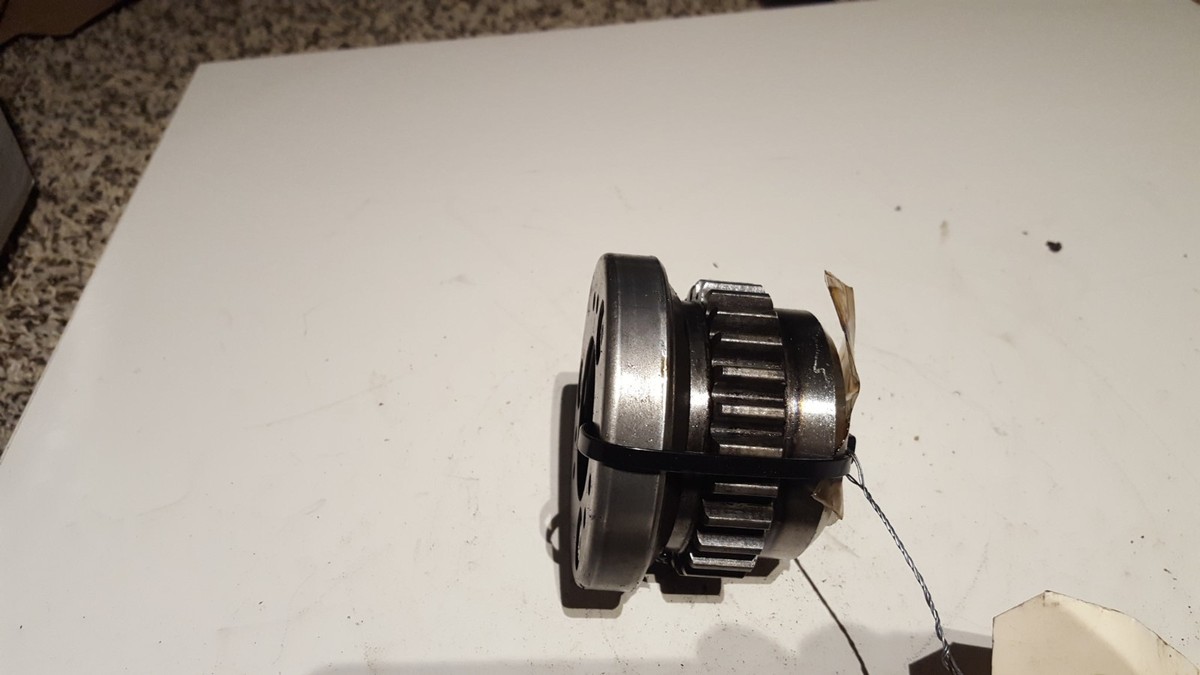 1992 Kawasaki ZX600r ZX Ninja 600 Engine Primary Shaft Gear