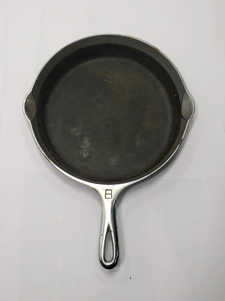 vintage Griswold No. 8 cast iron skillet, large block logo, Erie PA