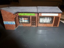 Hornby Skaledale lock up shops, house extension, petrol pumps,and hut