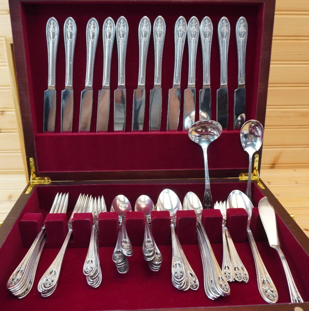 Wallace ウォレス アンティーク カトラリー フォーク セット 25+ Wallace Flatware Sets for sale | Updated Oct 2026