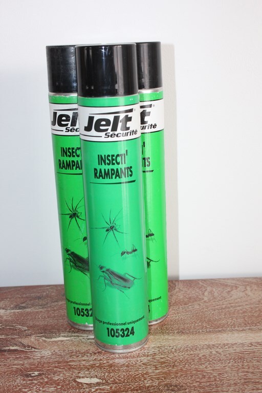 Éliminez les insectes rampants avec l'insecticide professionnel JELT en pack de 3 bombes