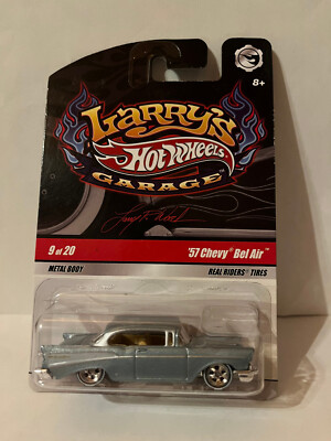 Hot Wheels `57 Chevy Bel Air -Larry`s Garage- mit Real Riders