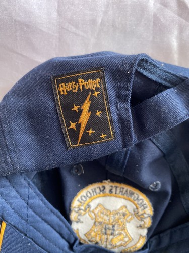 New W/o Tags. Harry Potter Vintage 2000 Official WB Hogwarts Crest Baseball Cap - Picture 3 of 5