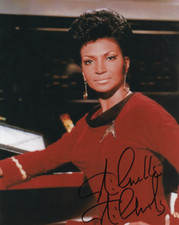 NICHELLE NICHOLS signed Autogramm 20x25cm STAR TREK in Person autograph COA