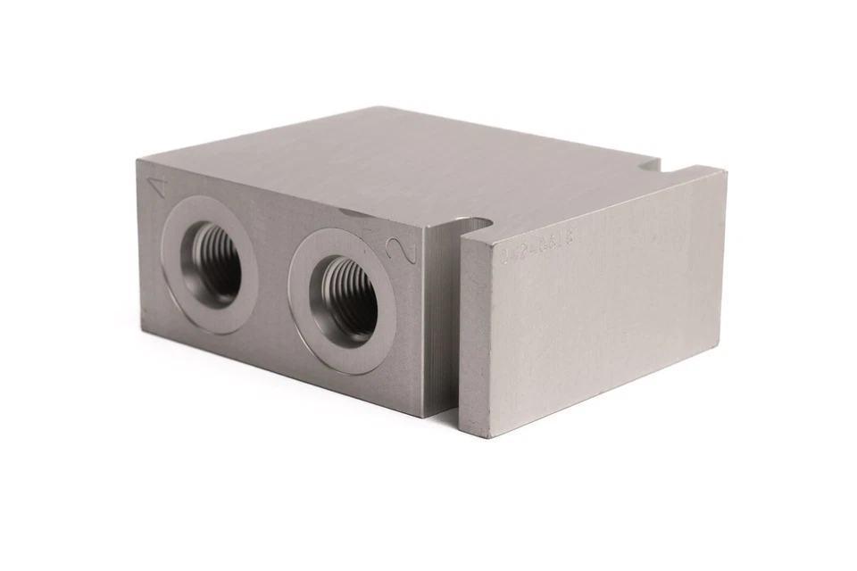 Разделитель/комбинатор потока Hydraforce, полный 1-5 галл/мин, размер порта SAE 6, 5000 фунтов на квадратный дюйм - Изображение 4 из 4