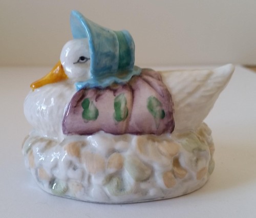 Vintage Beswick Beatrix Potter figurine Jemima Puddleduck Made Feather Nest BP3c - Picture 2 of 5