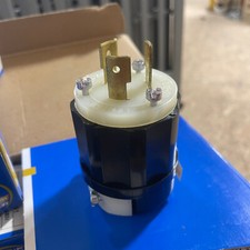 LEVITON Catalog 2381 / 10 3-Pole 3-Wire Locking Plugs / NOS Male Black / D