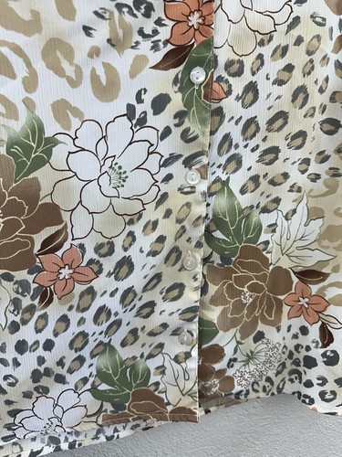 Alfred Dunner Womens Button Up Size 10 Petite Floral Animal Print Short Sleeve - Picture 2 of 11