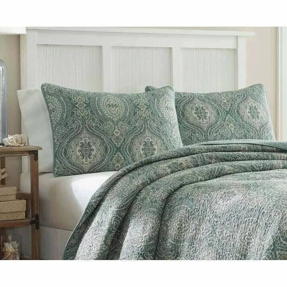 King Quilt Set Green Elegant Paisley Medallion Damask Design Farm Bedding 3Piece - Image 3 of 4