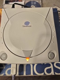 Sega Dreamcast Console Boxed Bundle &ndash; VMU Controller &ndash; Mortal Kombat Gold &ndash;...