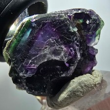 Cube de fluorite fantôme, spécimen hexagonal, vert violet bleu Okorusu, Namibie
