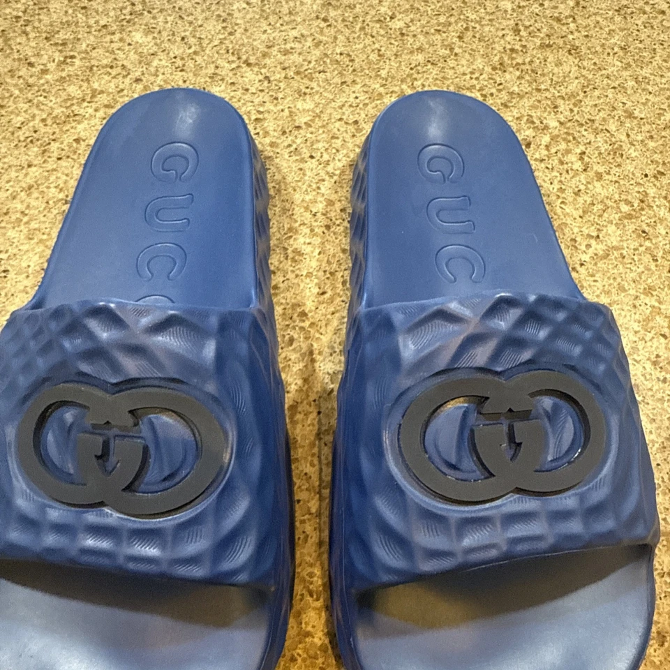 BLUE GUCCI SLIDES SIZE 42 US 9 - Image 3 of 4