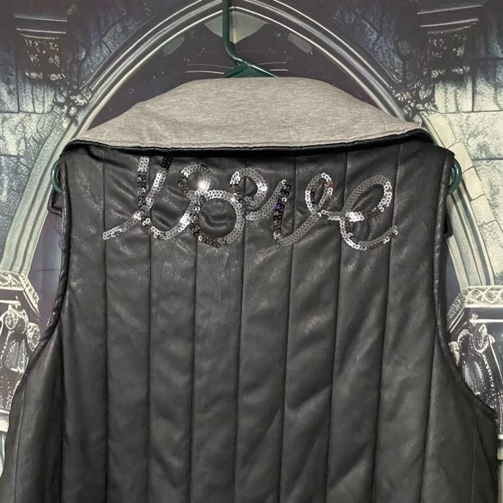 Colete Masculino Disney Park Gola 1/2 Botão Tamanho XL Preto Vintage - Imagem 4 de 4