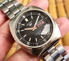 VINTAGE SEIKO 5 SPORTS AUTOMATIC 6319-6000 BLACK DIAL RARE.