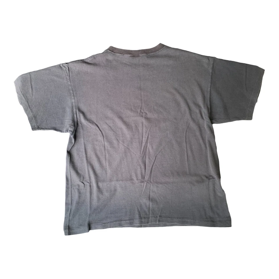 Camiseta Vintage Guess Jeans Feita Nos EUA Ponto Único Grande Logotipo Soletrado OSFA - Imagem 3 de 4