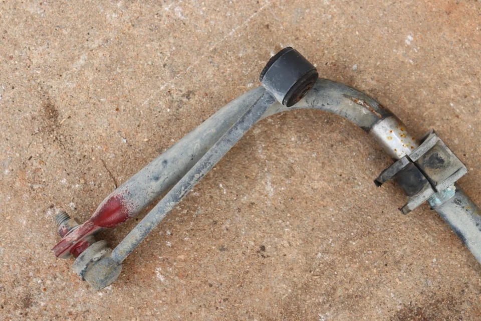 Barra estabilizadora trasera estabilizadora trasera Chevy Tahoe 2007-2020 4x4 con eslabones OEM Foto 2 de 4