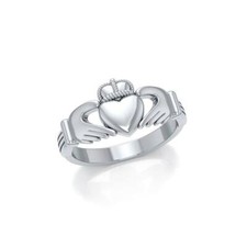 Ladies Silver Claddagh Ring