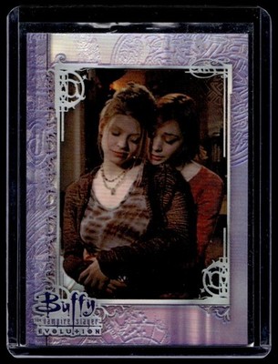 2002 Buffy the Vampire Evolution Chrome Refractor Season 5 Willow & Tara #39
