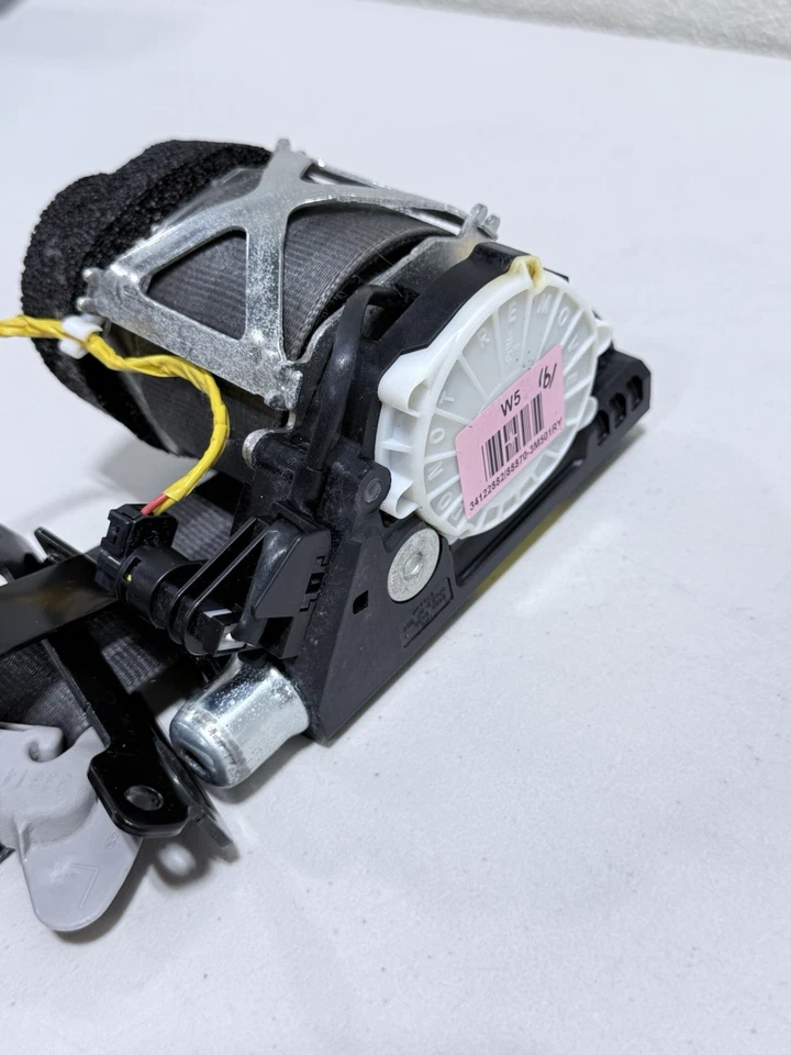 Cinturón de seguridad delantero izquierdo Hyundai Genesis Sedán 09-14 negro #8353 Foto 4 de 4