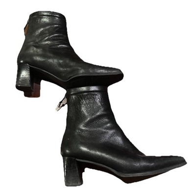 Stuart Weitzman Black Soft Calf Leather Ankle Booties Back Zip Size 8
