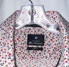 Size LARGE Ben Sherman Stretch Slim Fit Ben Sherman Flower Dress Shirt Men's
