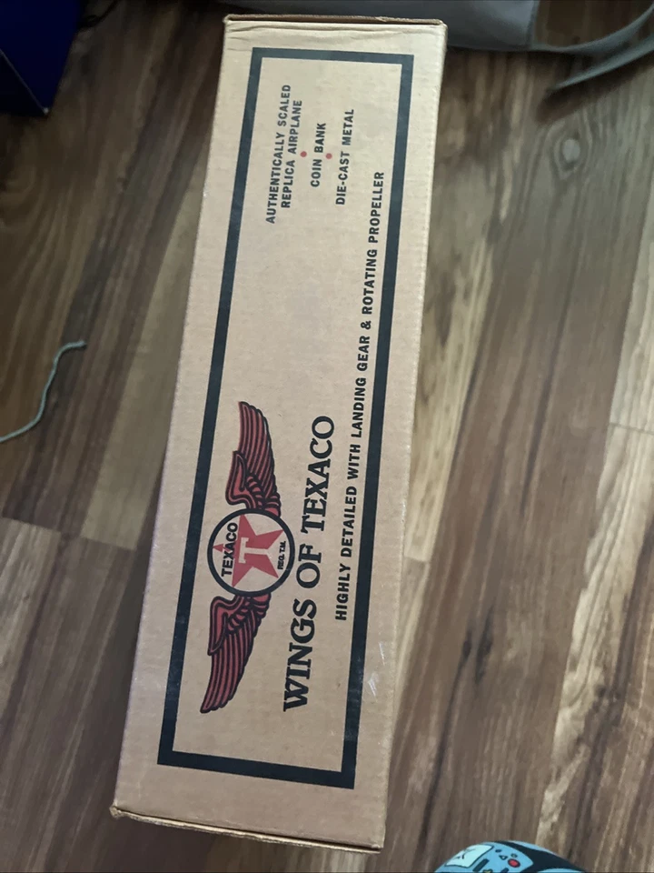 ERTL WINGS OF TEXACO 1929 LOCKHEED AIR EXPRESS BANCO DE MONEDAS FUNDIDAS A PRESIÓN Foto 2 de 4