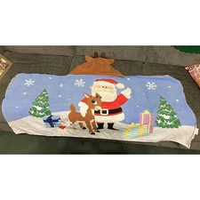 Rudolph The Red-Nosed Reindeer & Santa Claus 100% Cotton Hooded Bath Towel