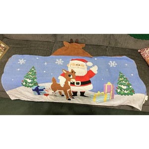 Rudolph The Red-Nosed Reindeer & Santa Claus 100% Cotton Hooded Bath Towel