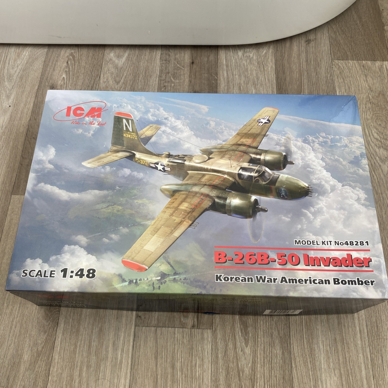 ICM48281 - ICM 1:48 - B-26B-50 Invader Korean War American Bomber