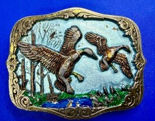 Flying Mallard Ducks Over the Pond Hunting Hunters Vintage 1987 Belt Buckle