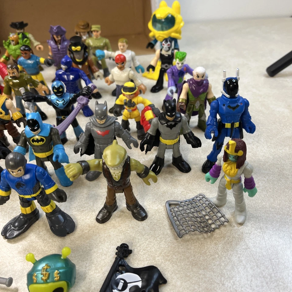 🔥 Lote de 48 Imaginext Misc. SUPERHÉROES Marvel DC Superman Batman Hulk Joker Foto 2 de 4
