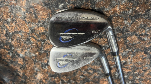 Pure Spin Lob Wedge 60° and Approach Wedge (Gap Wedge) 52° Higher BackSpin Rates - Picture 3 of 12