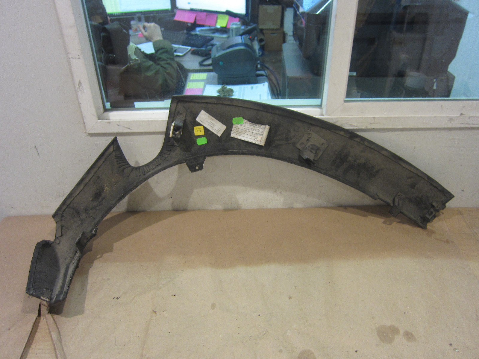Lamborghini Gallardo - RH Dash Trim / Gap Cover - Black - P/N 400858346