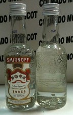 VODKA SMIRNOFF RED 5cl  glass cristal mignonette mini bottle Spanish import OLD