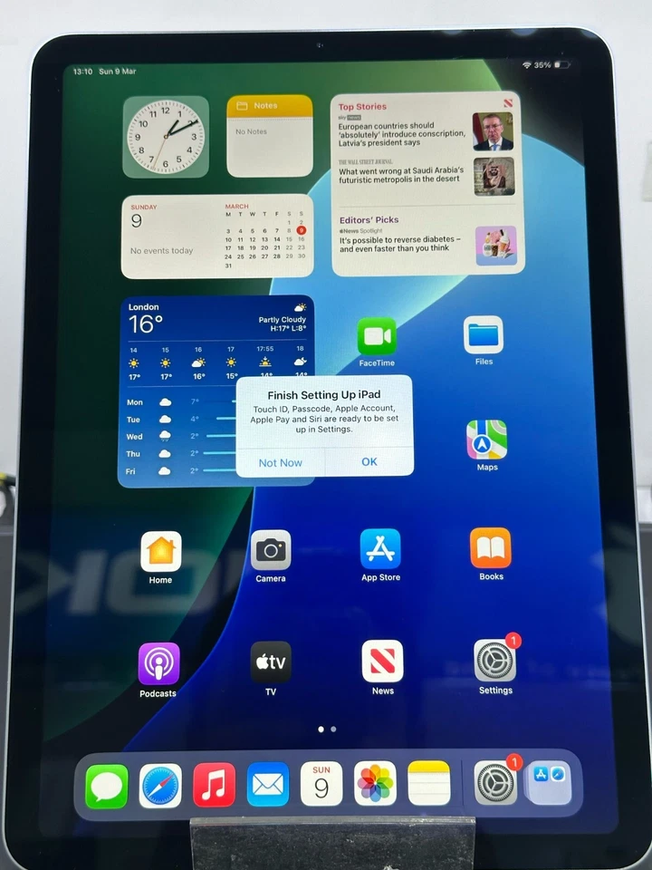 Apple iPad Air 4th Gen 2020 64GB Tablet WiFi  Sky Blue EXCELLENT, - Image 3 of 4