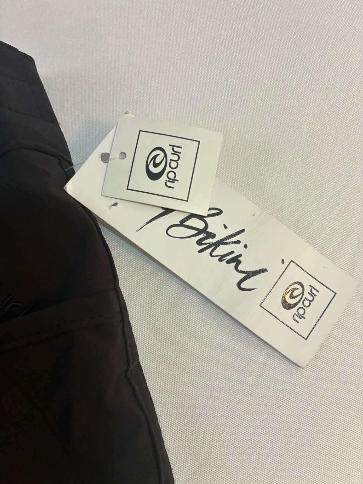 Rip Curl Classic Surf Boardshorts Women’s Size 1 Black NWT Bikini Surf Swim