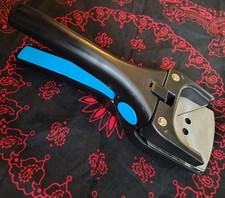 DJUKYMJMN R5 Corner Rounder Punch Cutter Brand New