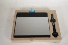 Wacom Intuos CTH-480 Pen & Touch Small Tablet – Open Box– Includes Pen & Driver
