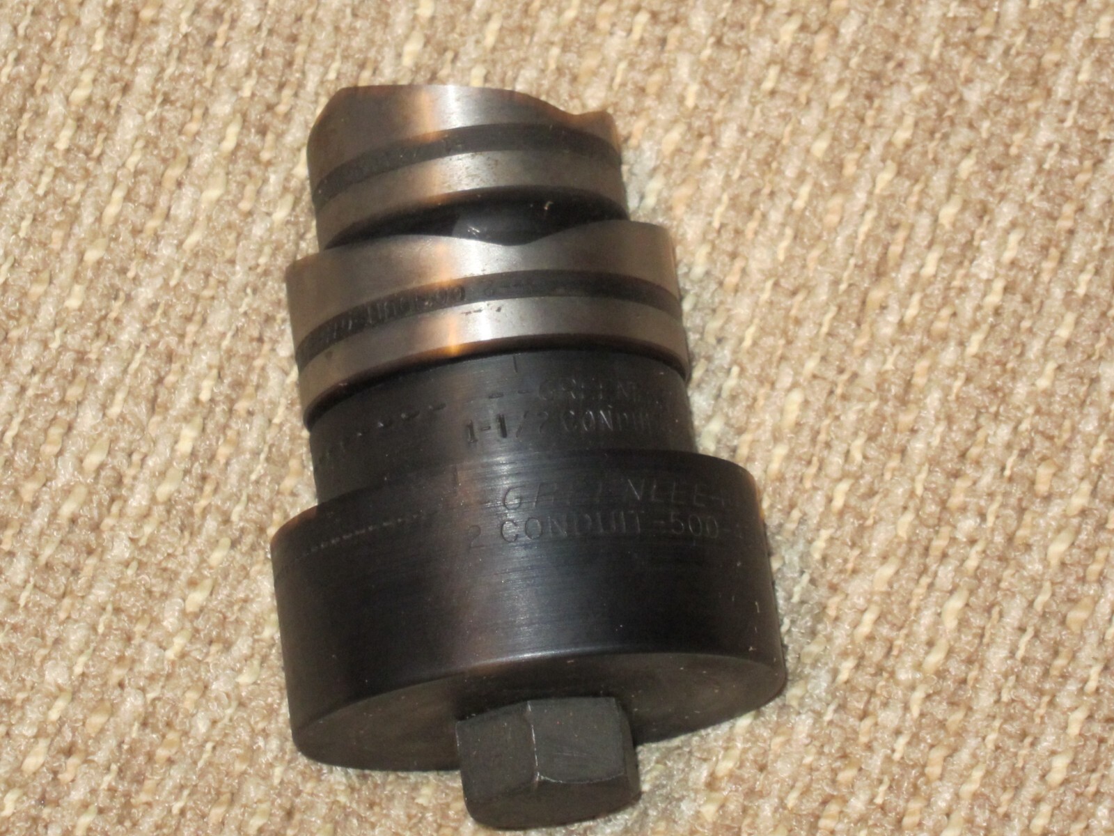 GREENLEE TOOLS 737 BALL BEARING KNOCKOUT PUNCH SET IN ORIGINAL LEATHER