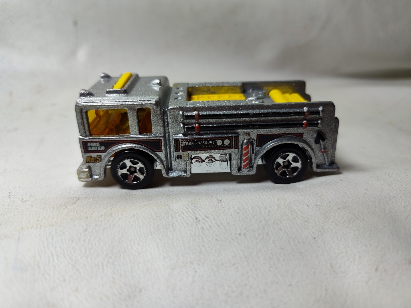 Picture 4 of 9