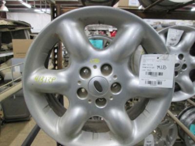 Wheel Alloy Road Wheel 17x7 1 Piece 6 Round Spoke Fits 02-05 FREELANDER 365905