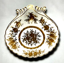 LIMOGES~ Early Porcelain SCALLOP SHELL SERVING BOWL w/Gold Floral Accents~France