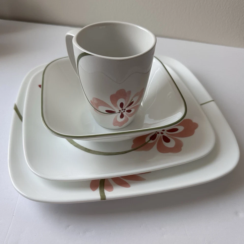 New Corelle Pretty Pink 16-Piece Dinnerware Set - Image 3 of 4