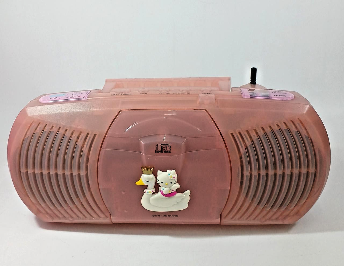 Sanrio Hello Kitty 25th Anniversary Stereo CD Player Unused Japan