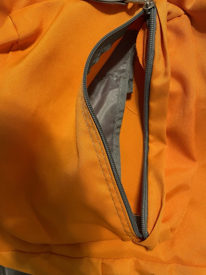 Mochila escolar retro vintage JanSport naranja restaurada Foto 4 de 4