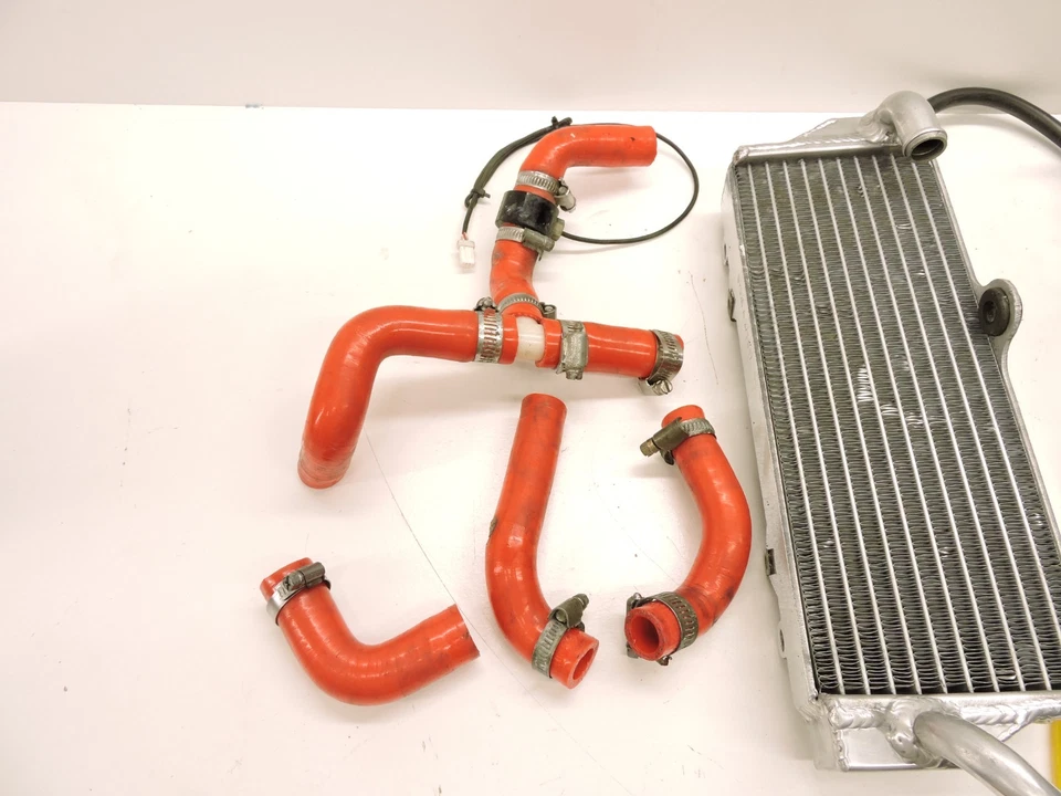 07 Husqvarna SMR 510 GPI RADIADOR DE CARRERAS CON TUBOS DE LÍNEAS DE REFRIGERANTE GPI EXTRA 🔥 Foto 2 de 4