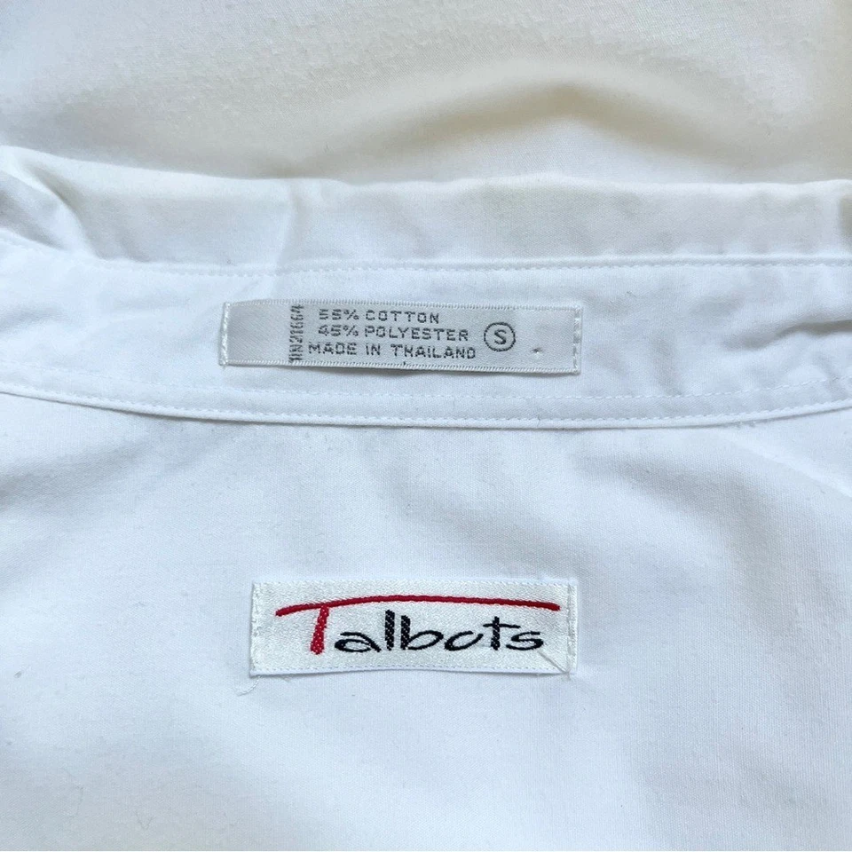 Vintage Talbots Christmas Shirt Women's Small White Holly Ivy Embroidery Scandi - Image 3 of 4