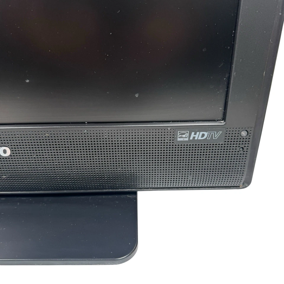 Sanyo DP19648 19" LCD HDTV 720p Retro Gaming Television / Monitor VGA Input - Image 2 of 4